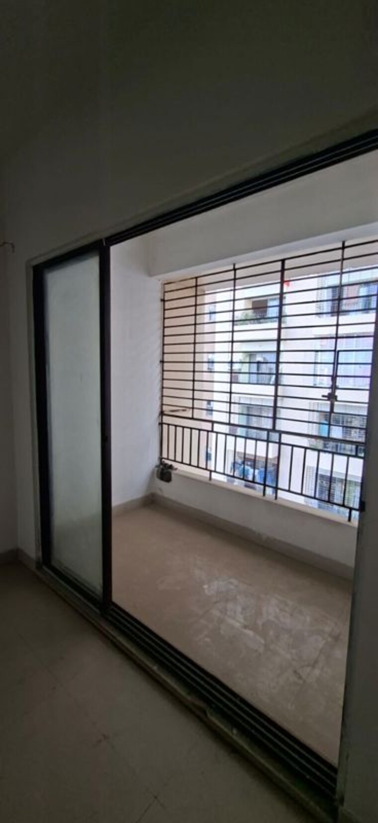 Room, rohra-address 3 Bedroom 1340 Sq.Ft. Apartment In New Town Kolkata 9812962