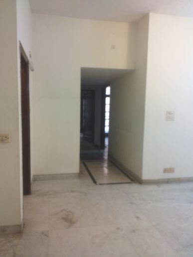 3 BHK + Study Room,Extra Room Builder Floor For Rent in East Patel Nagar