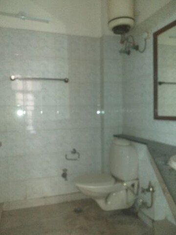 Bathroom in 3 BHK Builder Floor at East Patel Nagar – for Rent
