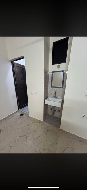 Furnished Amenities in 1 BHK Builder Floor at Earthcon Rajpur Greens, Rajpur – for Rent