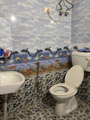 Bathroom in 2 BHK Apartment at M I Riviera Phase II, Gomti Nagar – for Rent