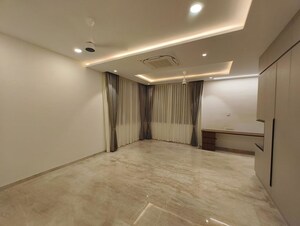 Room in 4 BHK Villa at Mantri Group Mantri Euphoria, Narsingi – for Rent