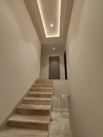 Building Lobby in 4 BHK Villa at Mantri Group Mantri Euphoria, Narsingi – for Rent