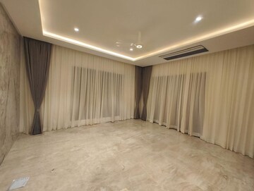 Room in 4 BHK Villa at Mantri Group Mantri Euphoria, Narsingi – for Rent