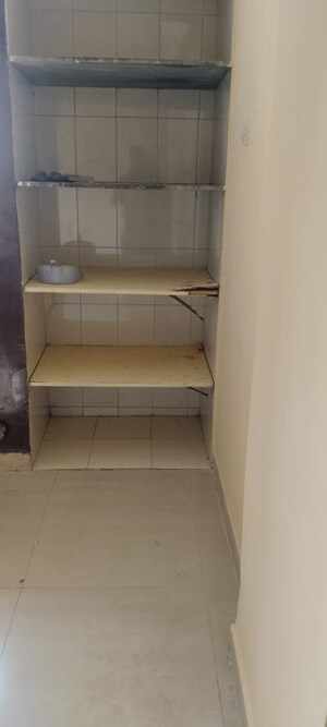Furnished Amenities in 1 BHK Apartment at Shree Krupa Vaibhav Villas, Majiwada – for Rent