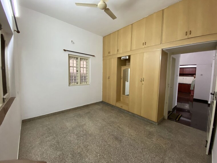 Room, kanaka nagar 2 Bedroom 1200 Sq.Ft. Builder Floor In Kanaka Nagar Bangalore 9813039