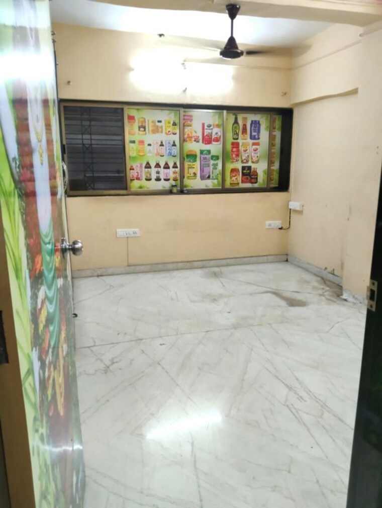 Exterior View, naupada Commercial Office Space 900 Sq.Ft. In Naupada Thane 9728212