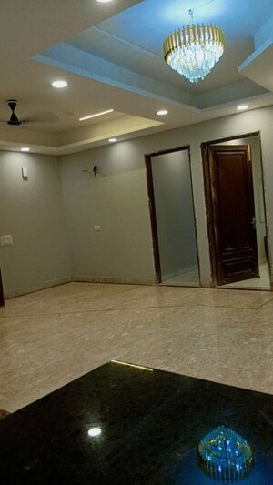 Room in 3 BHK Villa at Jaypee Wish Town Klassic, Sector 134 – for Rent