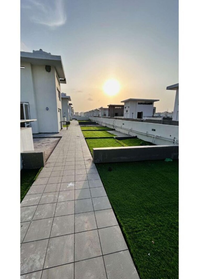 Balcony, smart-world-gems 2.5 Bedroom 1194 Sq.Ft. Builder Floor In Sector 89 Gurgaon 9813077