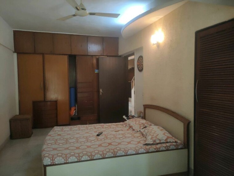 Bedroom, hiranandani-gardens-eden-bungalows 3 Bedroom 2800 Sq.Ft. Villa In Powai Mumbai 9813078