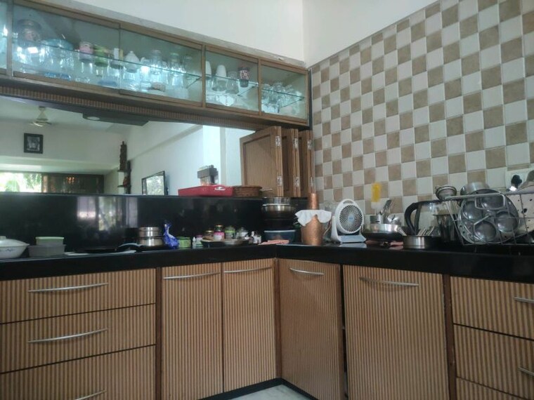 Kitchen, hiranandani-gardens-eden-bungalows 3 Bedroom 2800 Sq.Ft. Villa In Powai Mumbai 9813078