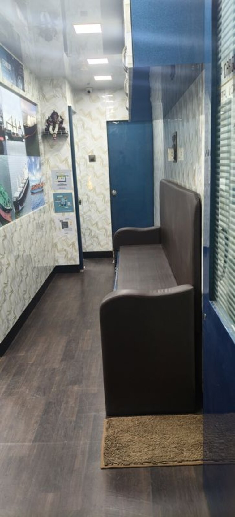 Team Area, vashi sector 30a Commercial Office Space 500 Sq.Ft. In Vashi Sector 30a Navi Mumbai 9813089