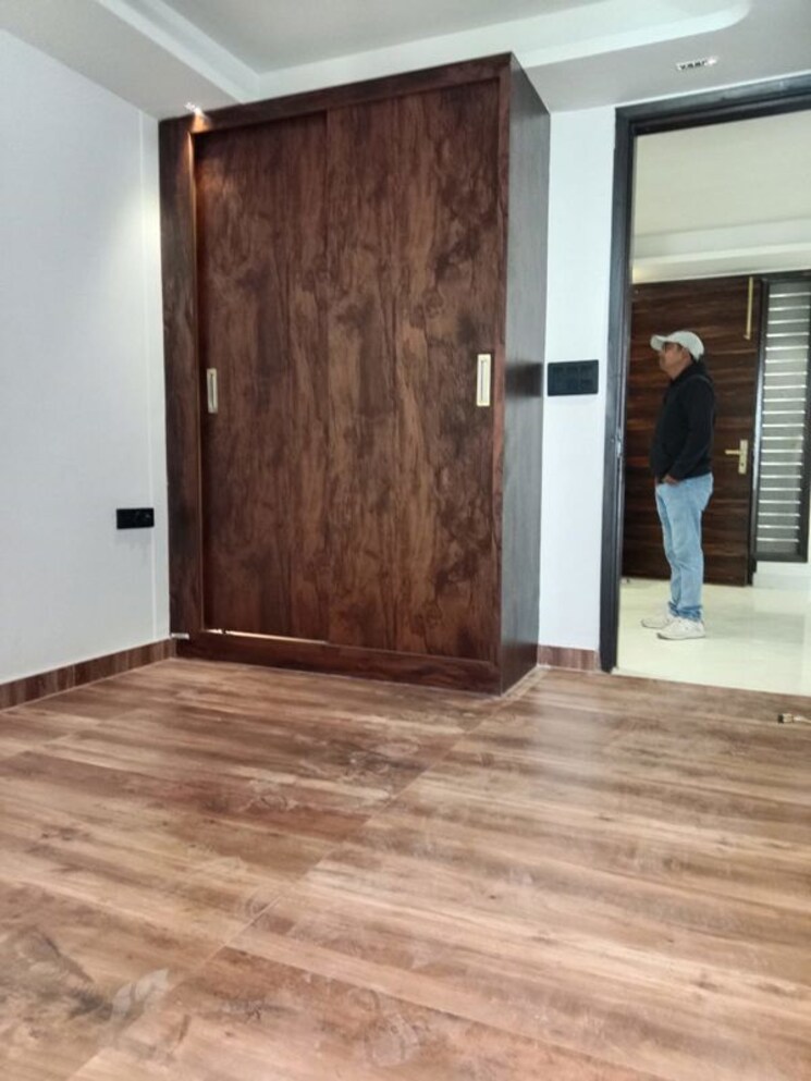 Room, neb sarai 2 Bedroom 900 Sq.Ft. Builder Floor In Neb Sarai Delhi 9813100