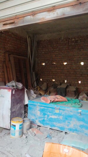 Bedroom in  Shop at Hatia – for Rent