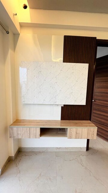 Bedroom in 2.5 BHK Builder Floor at Smart World Gems, Sector 89 – for Sale