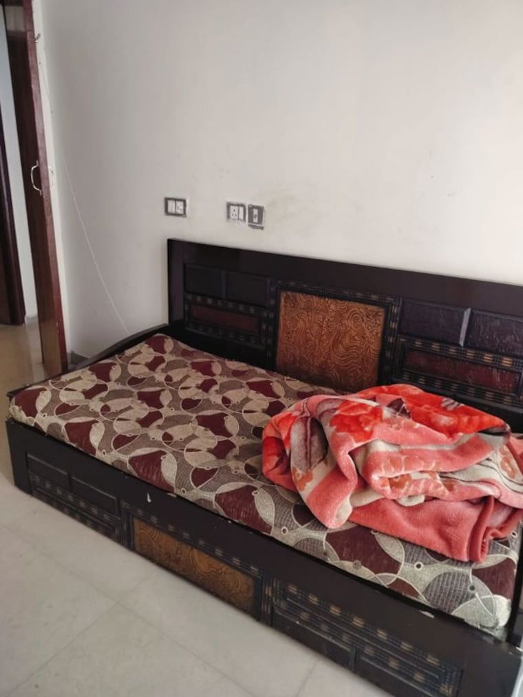 Bedroom, rof-aalayas 3 Bedroom 645 Sq.Ft. Apartment In Sector 102 Gurgaon 9813123