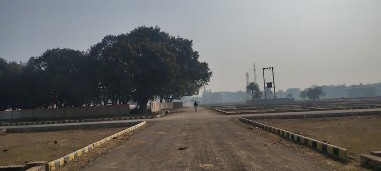 undefined, mohanlalganj  1401 Sq.Yd. Plot In Mohanlalganj Lucknow 9813141