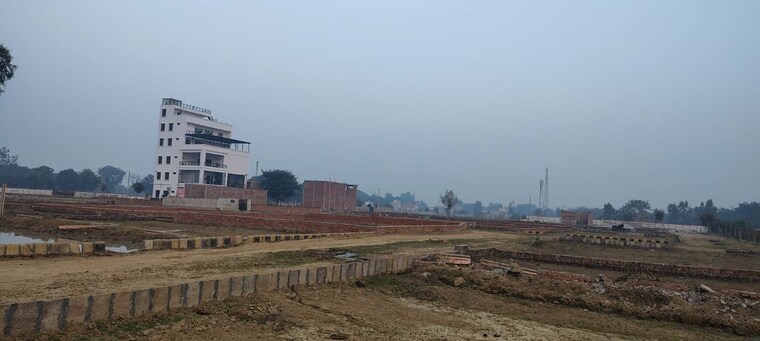 undefined, mohanlalganj  1401 Sq.Yd. Plot In Mohanlalganj Lucknow 9813141