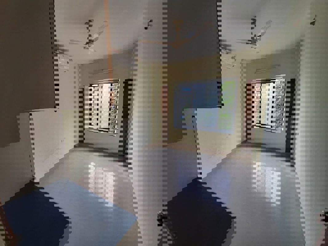 2 BHK + Pooja Room Apartment For Rent in Tyagi Uttam Plaza