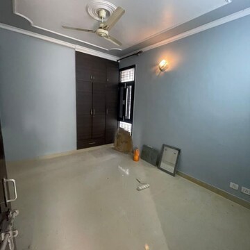 Room in 3 BHK Apartment at CGHS HEWO Apartments, Rail Vihar – for Rent