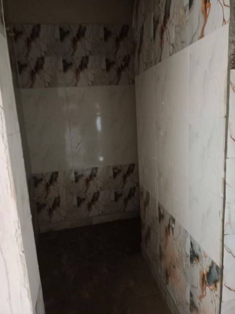 Bathroom, kamalpur 2 Bedroom 450 Sq.Ft. Builder Floor In Kamalpur Delhi 9813140
