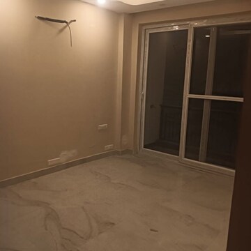 Room in 4 BHK Builder Floor at Hauz Khas – for Rent