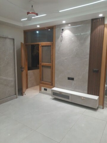 Room in 3 BHK Builder Floor at A and M Shakti Plaza, Shakti Khand Iii – for Sale