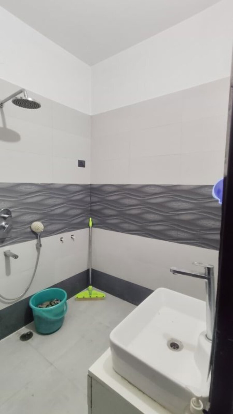 Master Bedroom, dharam colony 3 Bedroom 1550 Sq.Ft. Builder Floor In Dharam Colony Gurgaon 9813240