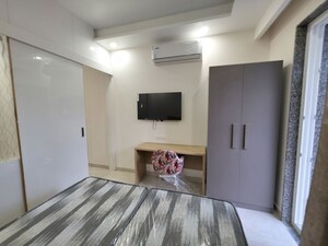 Bedroom in 1 BHK Builder Floor at SS 100, Sector 49 – for Rent