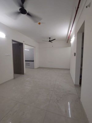 2 BHK Apartment For Rent in Paranjape Trident Towers, Wakad