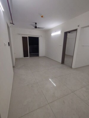 Room in 2 BHK Apartment at Paranjape Trident Towers, Wakad – for Rent
