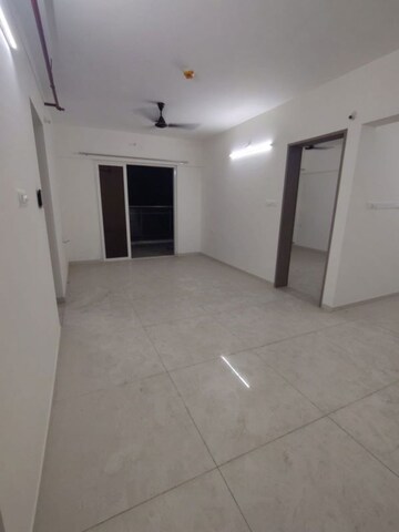Room in 2 BHK Apartment at Paranjape Trident Towers, Wakad – for Rent