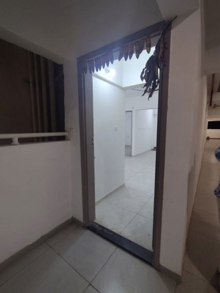 Room, paranjape-trident-towers 2 Bedroom 845 Sq.Ft. Apartment In Wakad Pune 9813248