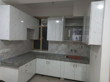 Kitchen in 1.5 BHK Builder Floor at Sector 111 – for Rent