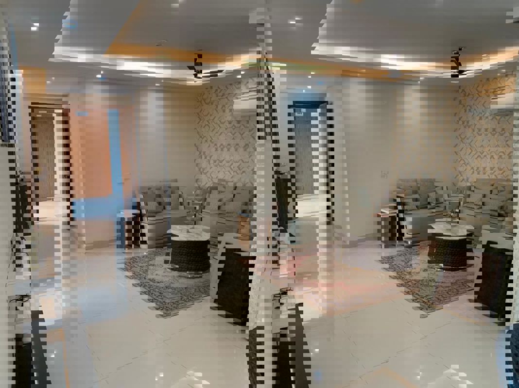 3 BHK + Store Room Apartment For Sale in Pir Machalla