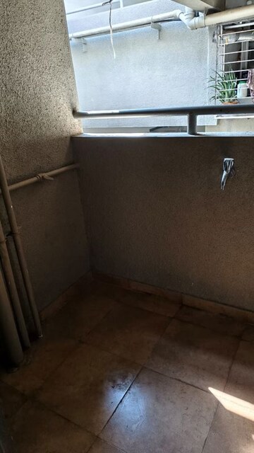  2 BHK Apartment at Mantra 29 Gold Coast, Tingre Nagar – for Rent