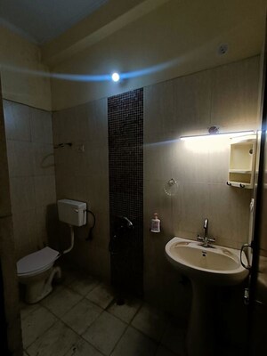 Bathroom in 2 BHK Builder Floor at Shakti Khand – for Rent