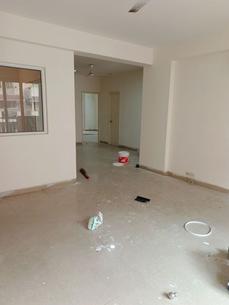 Room, emaar-emerald-floors-premier 3.5 Bedroom 1650 Sq.Ft. Apartment In Sector 65 Gurgaon 9813298