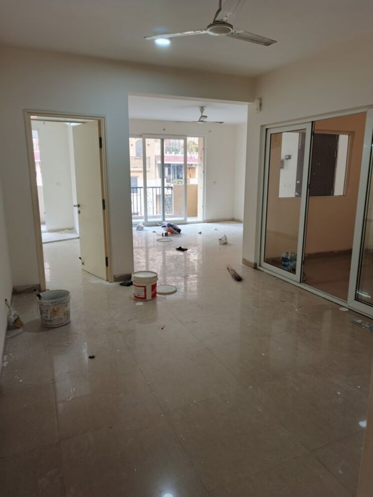 Room, emaar-emerald-floors-premier 3.5 Bedroom 1650 Sq.Ft. Apartment In Sector 65 Gurgaon 9813298