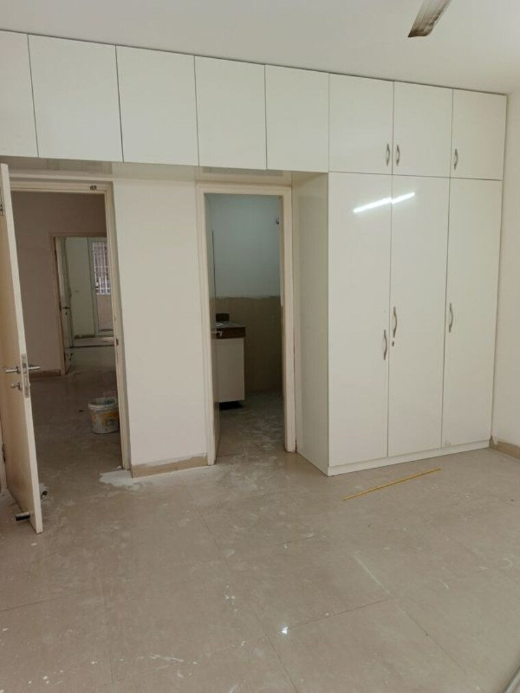 undefined, emaar-emerald-floors-premier 3.5 Bedroom 1650 Sq.Ft. Apartment In Sector 65 Gurgaon 9813298