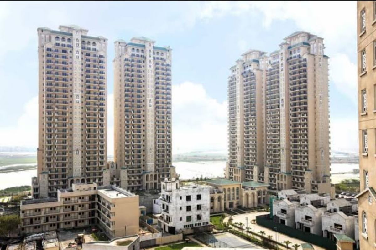 4 BHK + Servant Room Apartment For Sale in ATS Triumph