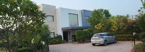 5 BHK Villa – Exterior View View at Chattarpur - for Sale