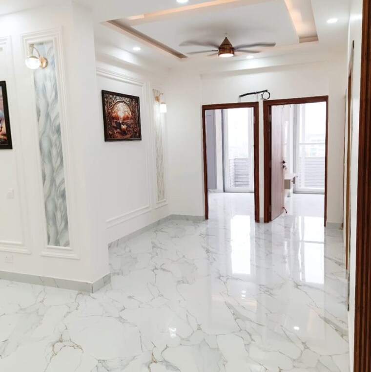 Room, uppal-southend 4 Bedroom 418 Sq.Ft. Builder Floor In Sector 49 Gurgaon 9813357