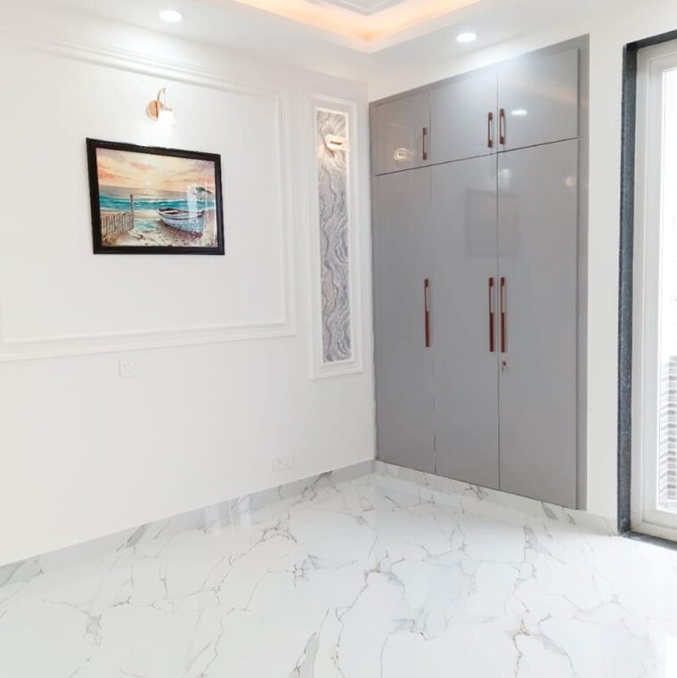 Room, uppal-southend 4 Bedroom 418 Sq.Ft. Builder Floor In Sector 49 Gurgaon 9813357