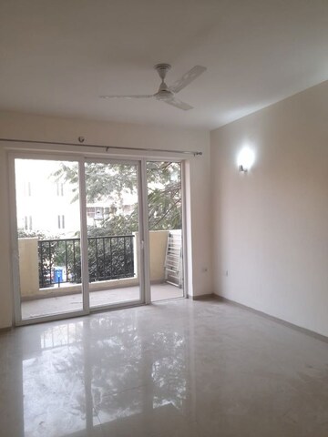 Room in 3 BHK Apartment at Emaar MGF Emerald Hills, Sector 65 – for Rent