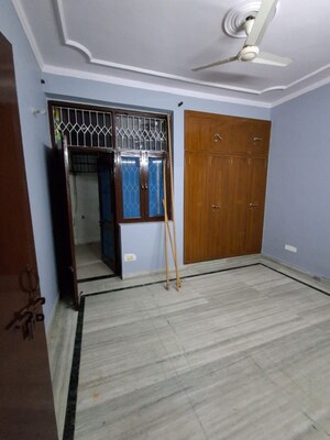 Room in 2 BHK Independent House at RWA Apartments Sector 47, Sector 47 – for Rent