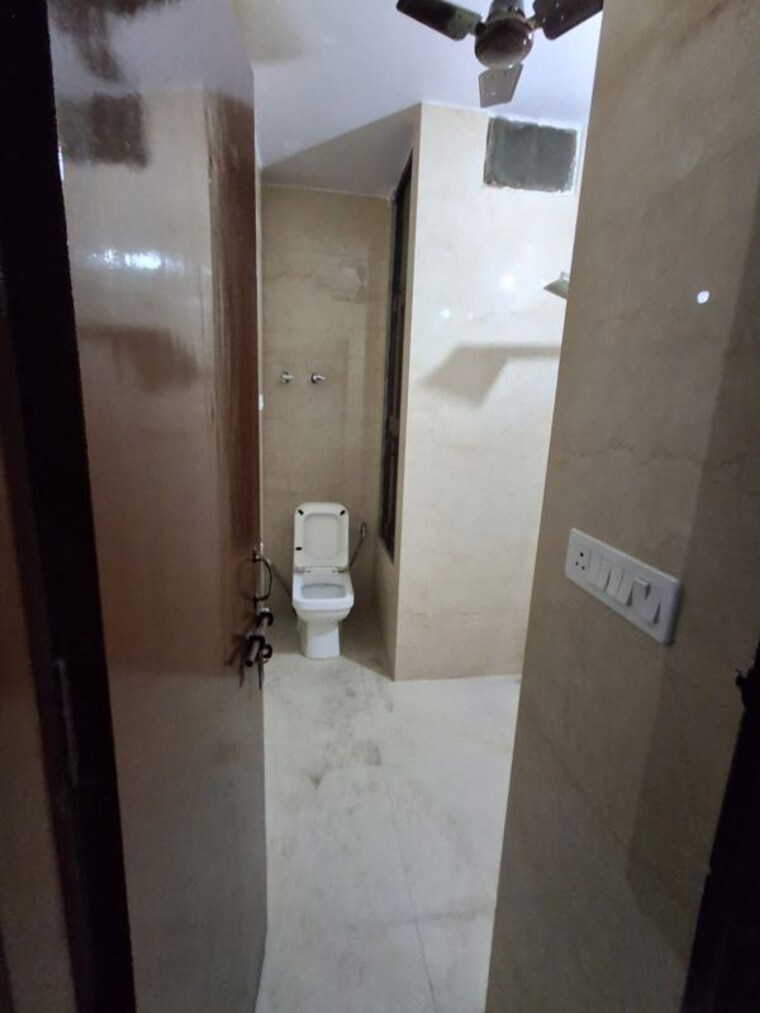 Bathroom, rwa-apartments-sector-47 2 Bedroom 112 Sq.Mt. Independent House In Sector 47 Noida 9813395
