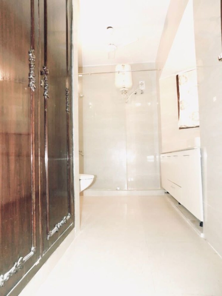 undefined, sainik farm 5 Bedroom 18000 Sq.Ft. Villa In Sainik Farm Delhi 9813402