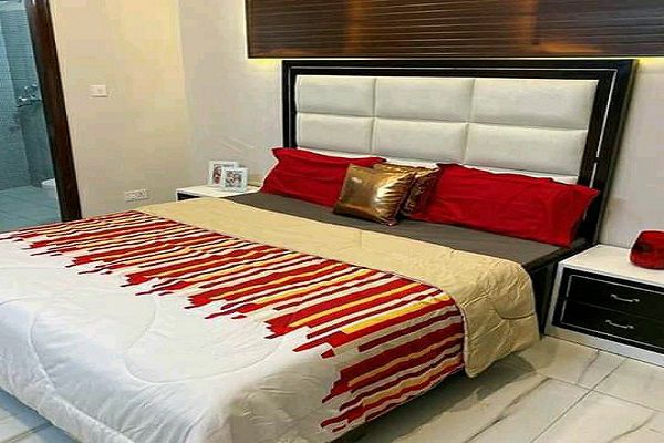 3 BHK Builder Floor For Rent in Sector 18
