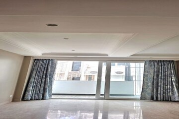 3 BHK Builder Floor For Sale in Defence Colony